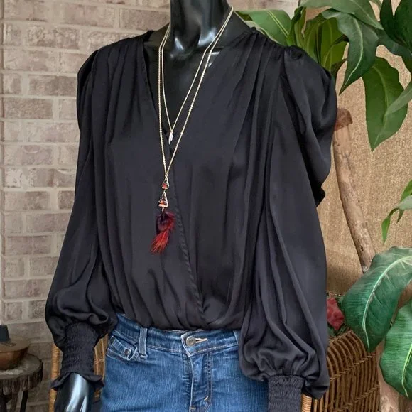 Express Layered Golden-Toned Beaded Triangles and Feather Necklace - Picture 3 of 15